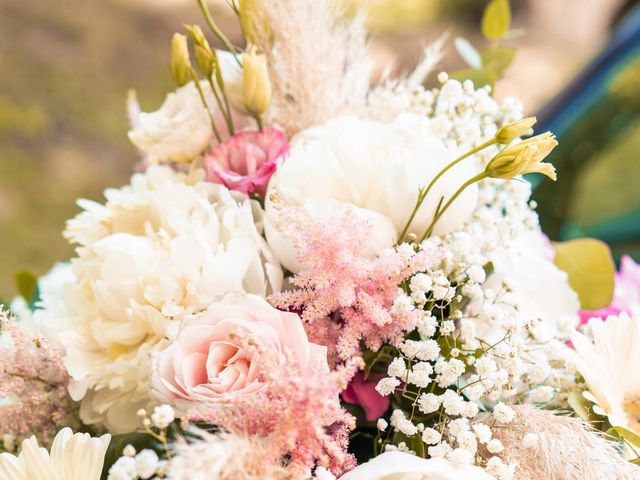 Le mariage de Grégory et Mélanie à Sauclières, Aveyron 24