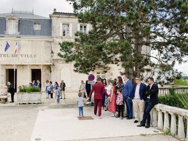 Le mariage de Paul et Céline à Fléac, Charente 35