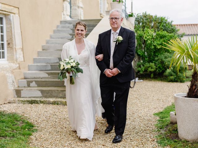 Le mariage de Paul et Céline à Fléac, Charente 58