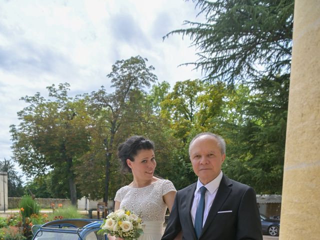 Le mariage de Amine et Marion à Saint-Médard-d&apos;Eyrans, Gironde 4