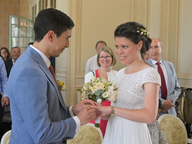 Le mariage de Amine et Marion à Saint-Médard-d&apos;Eyrans, Gironde 20