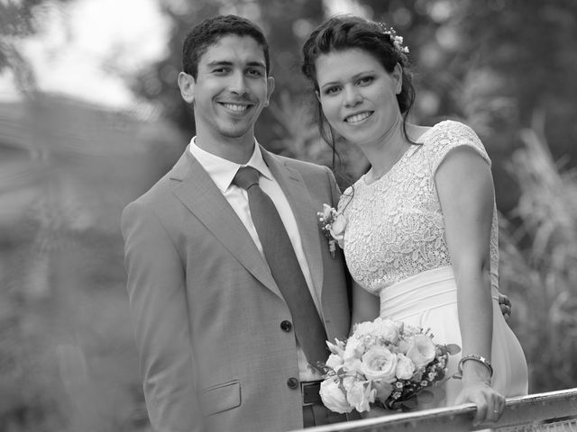 Le mariage de Amine et Marion à Saint-Médard-d&apos;Eyrans, Gironde 41