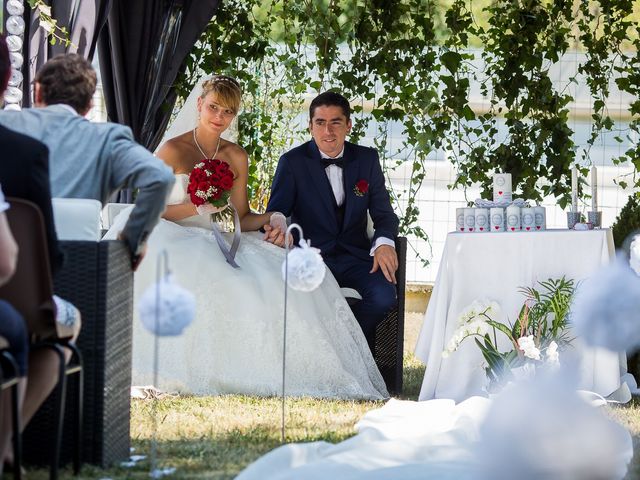 Le mariage de Julien et Morgane à Villefranche-de-Panat, Aveyron 13