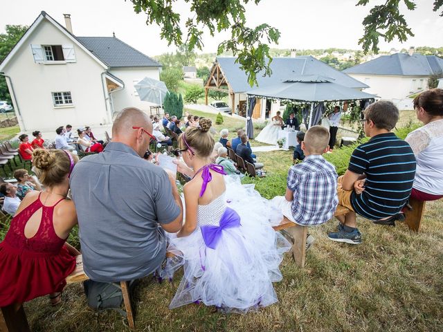 Le mariage de Julien et Morgane à Villefranche-de-Panat, Aveyron 17