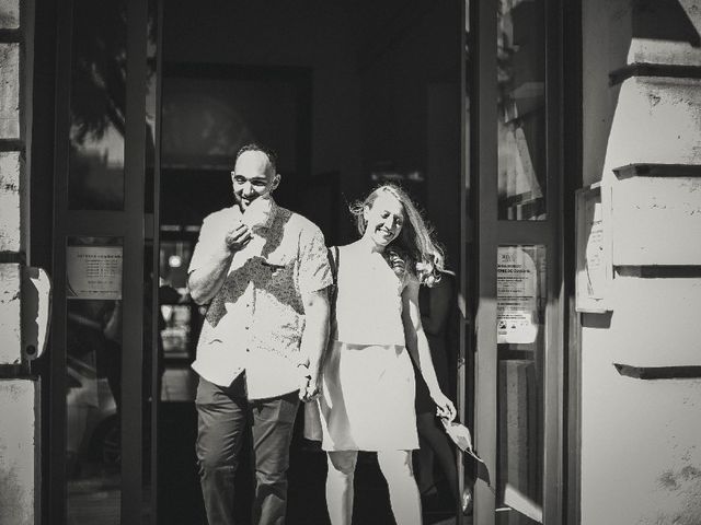 Le mariage de Anthonny et Clémence   à Saint-Martin-la-Plaine, Loire 4