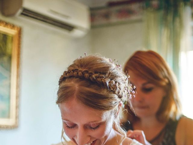 Le mariage de Anthonny et Clémence   à Saint-Martin-la-Plaine, Loire 33