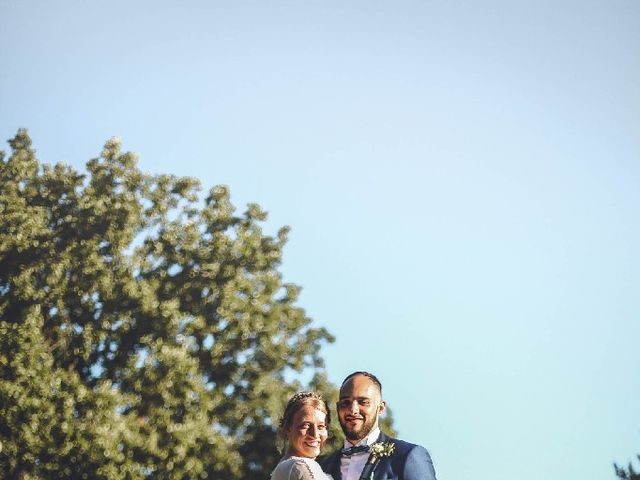 Le mariage de Anthonny et Clémence   à Saint-Martin-la-Plaine, Loire 42