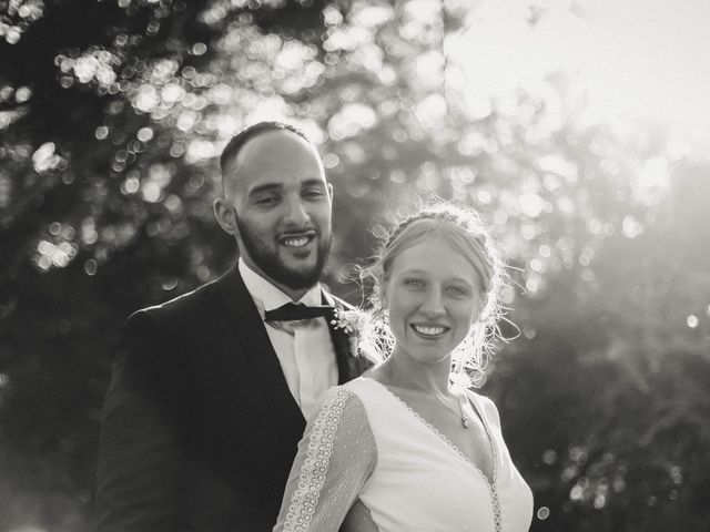 Le mariage de Anthonny et Clémence   à Saint-Martin-la-Plaine, Loire 1