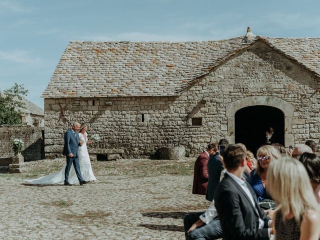 Le mariage de Kévin et Julie à Prévinquières, Aveyron 29