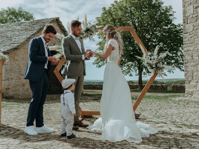 Le mariage de Kévin et Julie à Prévinquières, Aveyron 44