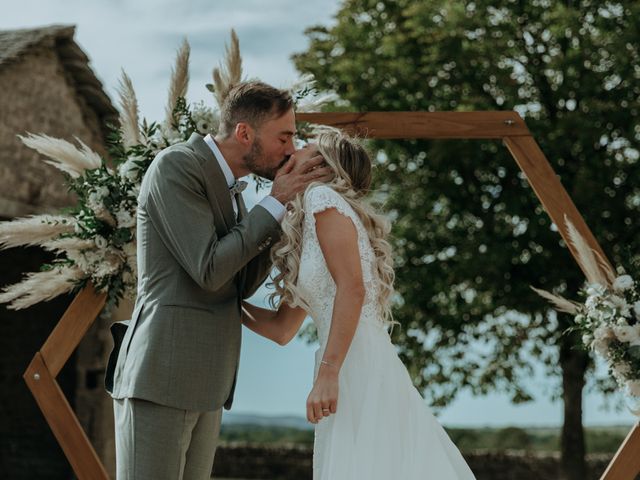 Le mariage de Kévin et Julie à Prévinquières, Aveyron 45