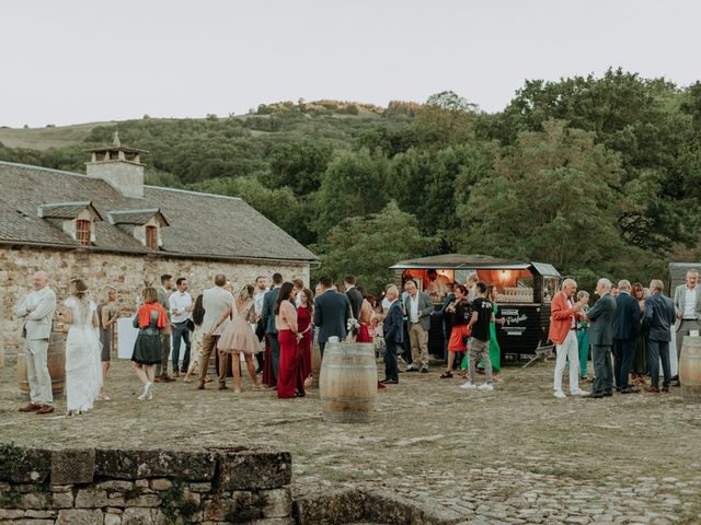 Le mariage de Kévin et Julie à Prévinquières, Aveyron 67