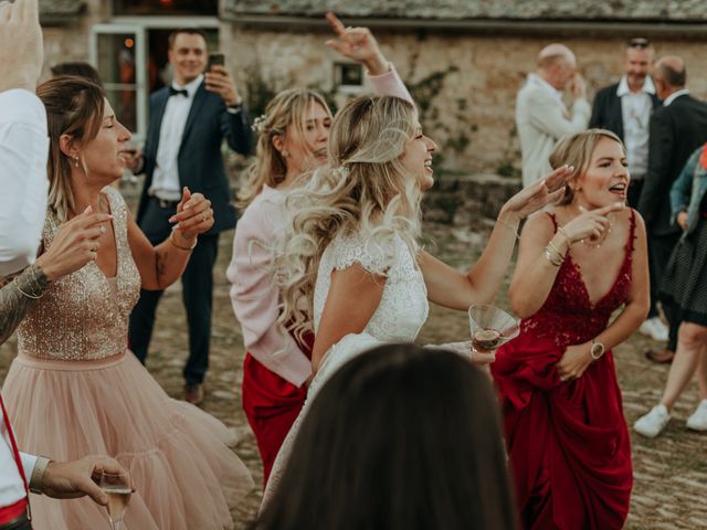 Le mariage de Kévin et Julie à Prévinquières, Aveyron 68