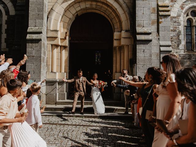 Le mariage de Robin et Elise à Treffléan, Morbihan 6