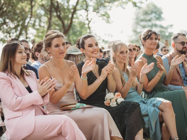 Le mariage de Adrien et Claire à Toulouse, Haute-Garonne 93