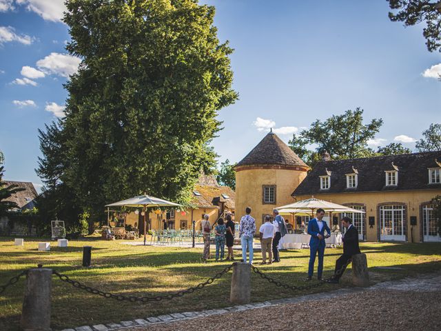 Le mariage de Micka et Alice à Vaugrigneuse, Essonne 43