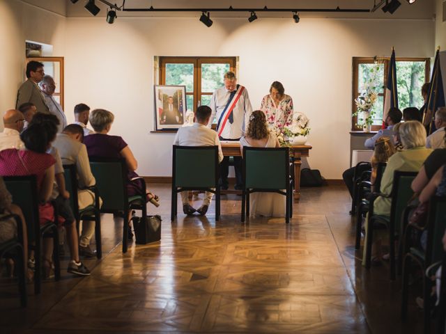 Le mariage de Damien et Anaïs à Saint-Laurent-de-Mure, Rhône 5