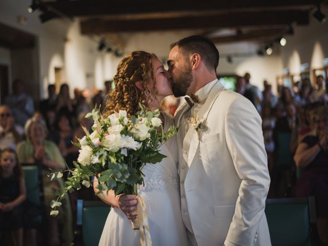 Le mariage de Damien et Anaïs à Saint-Laurent-de-Mure, Rhône 1