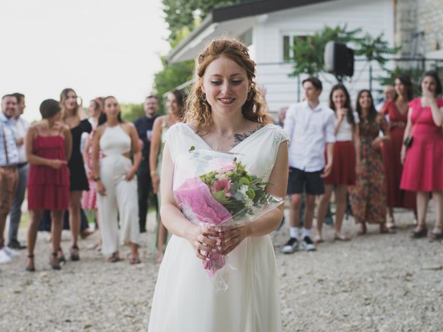 Le mariage de Damien et Anaïs à Saint-Laurent-de-Mure, Rhône 2