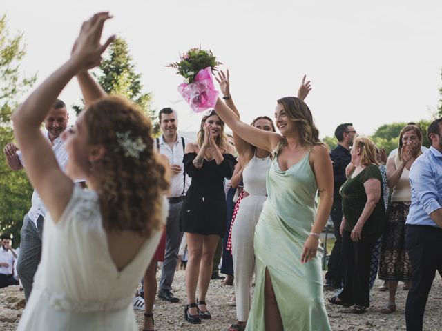 Le mariage de Damien et Anaïs à Saint-Laurent-de-Mure, Rhône 21