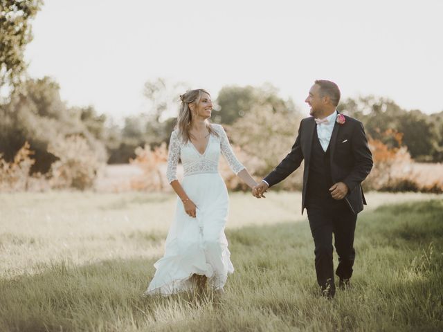 Le mariage de Damien et Élodie à Moissat, Puy-de-Dôme 32