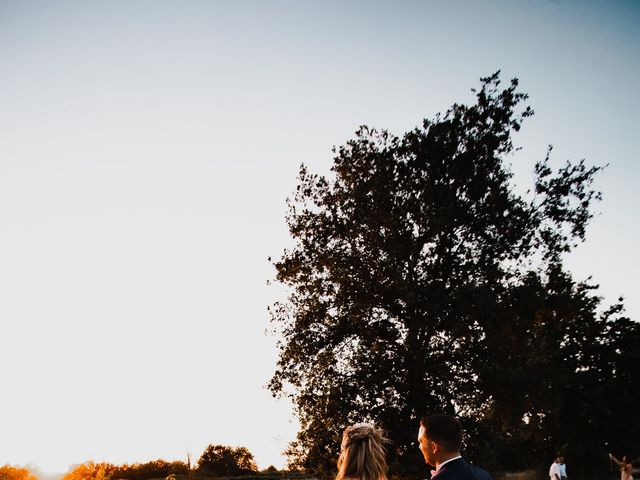 Le mariage de Damien et Élodie à Moissat, Puy-de-Dôme 54