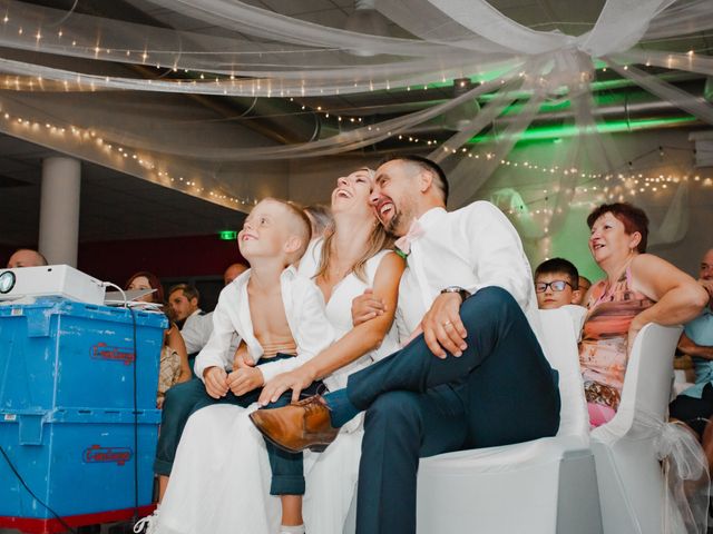 Le mariage de Damien et Élodie à Moissat, Puy-de-Dôme 80