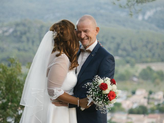 Le mariage de Cyril et Aïcha à Cuges-les-Pins, Bouches-du-Rhône 18