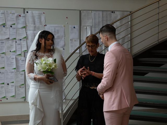 Le mariage de Vladimir et Hellen à Paris, Paris 9