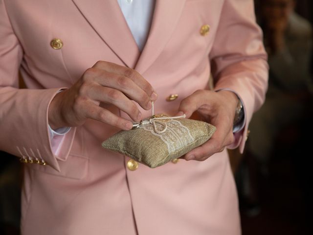 Le mariage de Vladimir et Hellen à Paris, Paris 15