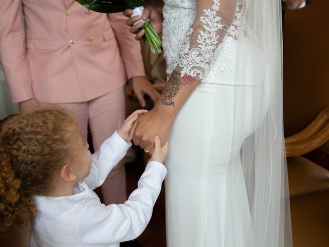 Le mariage de Vladimir et Hellen à Paris, Paris 16