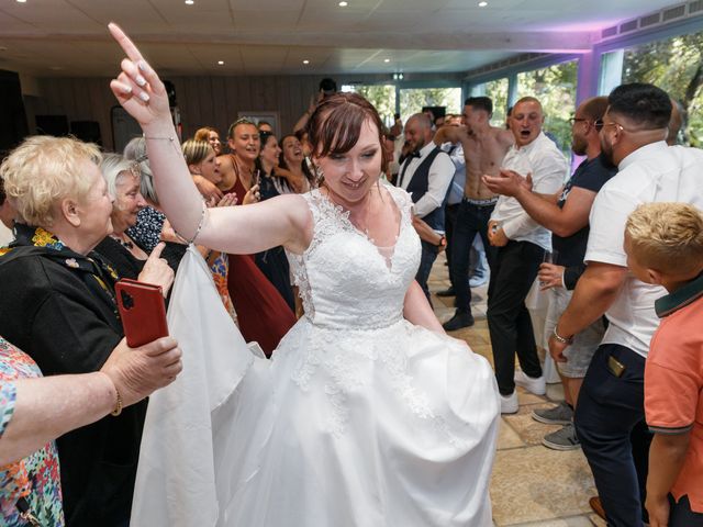 Le mariage de Marie et Kévin à Graincourt-lès-Havrincourt, Pas-de-Calais 35