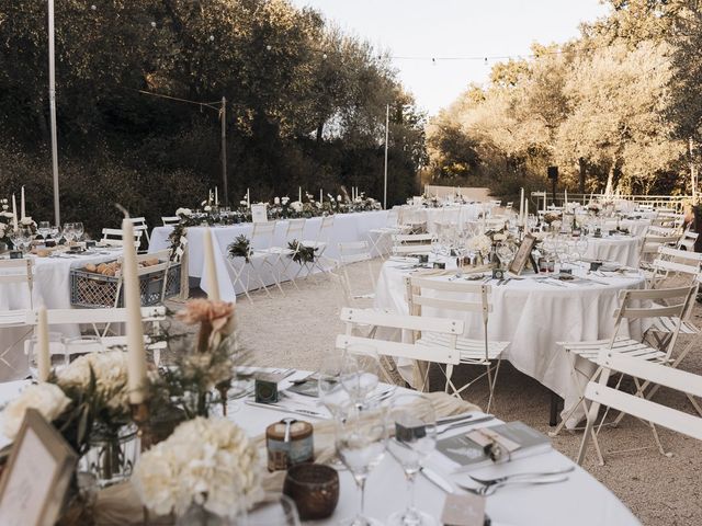 Le mariage de Matthew et Elodie à Saint-Christol-de-Rodières, Gard 2