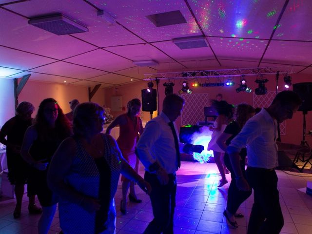 Le mariage de Eddy et Valentine à Gometz-le-Châtel, Essonne 37