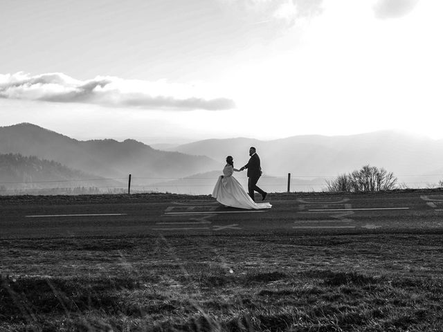 Le mariage de Gilles et Estelle à Hirtzbach, Haut Rhin 30