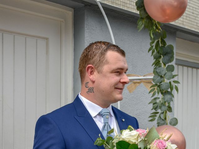 Le mariage de Christophe et Vanessa à Béthune, Pas-de-Calais 10