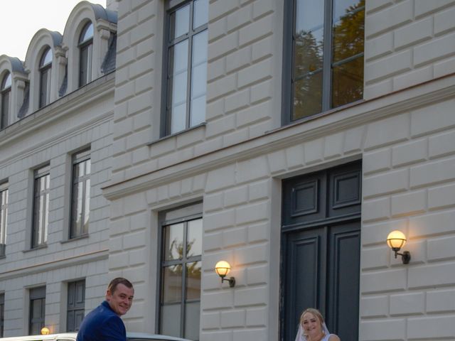 Le mariage de Christophe et Vanessa à Béthune, Pas-de-Calais 21