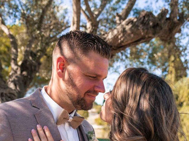 Le mariage de Arnaud et Pauline à Cazilhac, Hérault 35