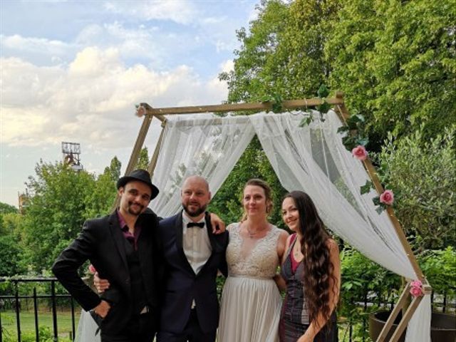 Le mariage de Ludovic et Claire à Ay-sur-Moselle, Moselle 14
