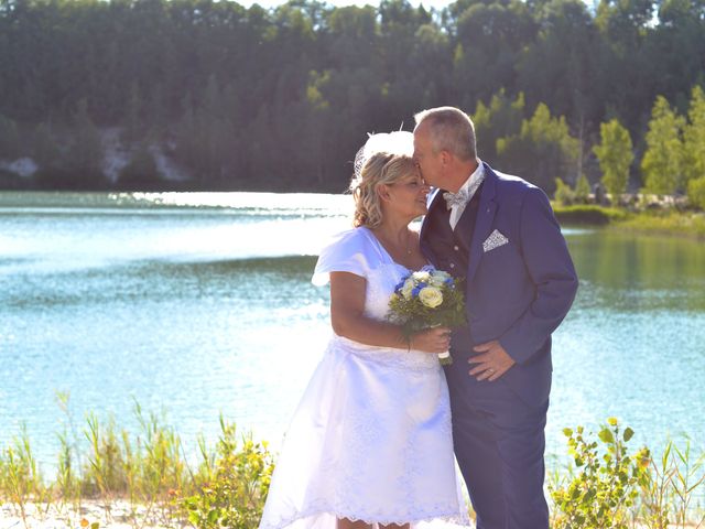 Le mariage de Jeremy et Agnès à Latilly, Aisne 33