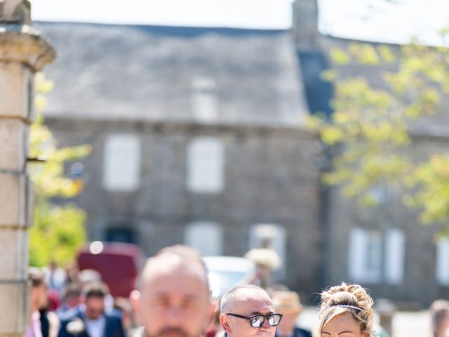 Le mariage de Jean-Pierre et Anaïs à Bourbriac, Côtes d&apos;Armor 6