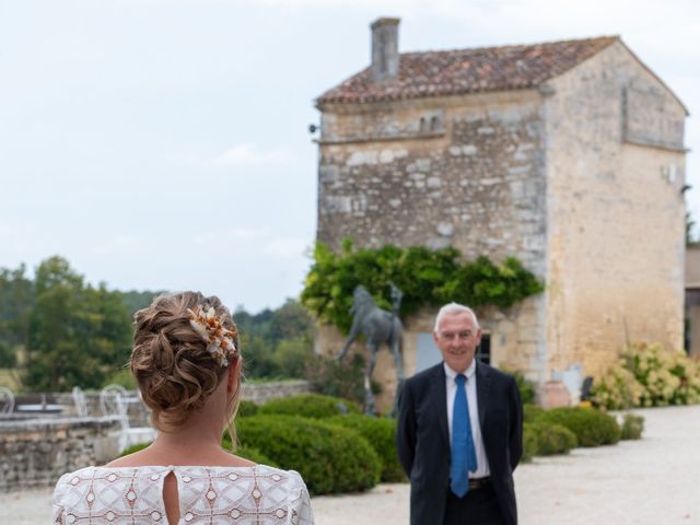 Le mariage de Olivier et Albane à Surgères, Charente Maritime 16