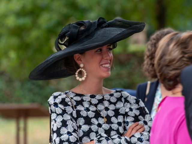 Le mariage de Olivier et Albane à Surgères, Charente Maritime 18