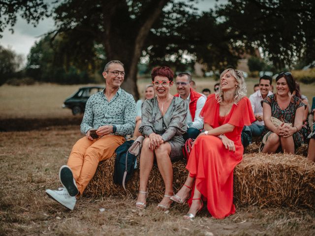 Le mariage de Edouard et Julie à Saint-Denis-d&apos;Orques, Sarthe 39