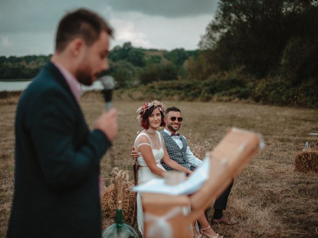 Le mariage de Edouard et Julie à Saint-Denis-d&apos;Orques, Sarthe 42