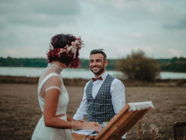 Le mariage de Edouard et Julie à Saint-Denis-d&apos;Orques, Sarthe 49