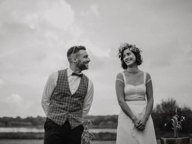 Le mariage de Edouard et Julie à Saint-Denis-d&apos;Orques, Sarthe 56