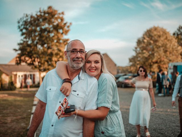 Le mariage de Edouard et Julie à Saint-Denis-d&apos;Orques, Sarthe 99