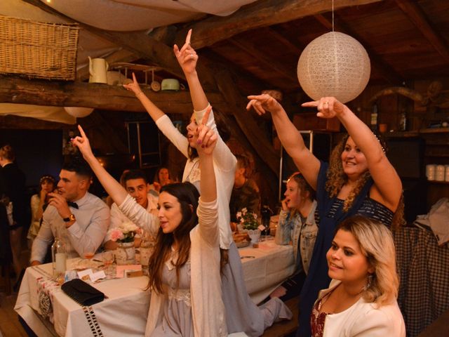 Le mariage de Patrice et Virginie à Saint-Pantaléon-de-Larche, Corrèze 32