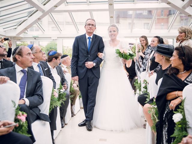 Le mariage de David et Julie à Paris, Paris 10